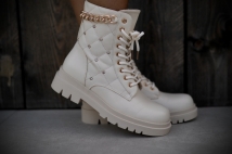 Boots Creme Strass /neckless