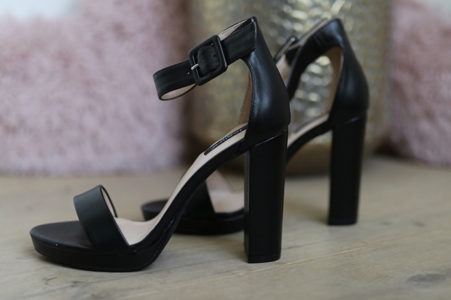 Heels black