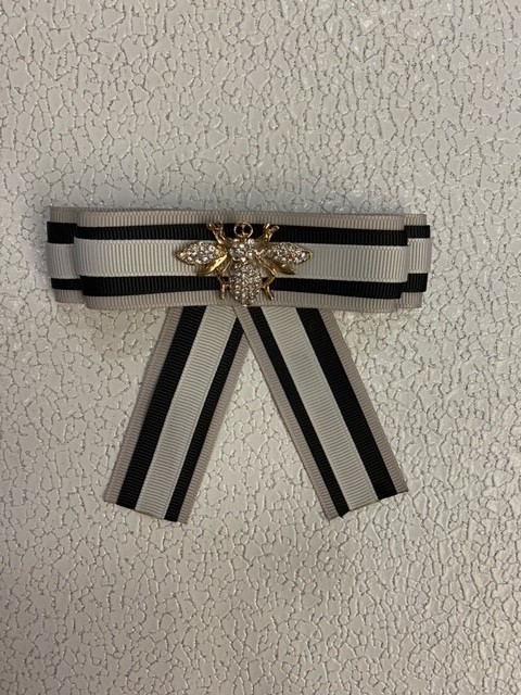 pin white/black bee strass