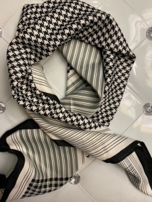 sjaal wit/zwart caro