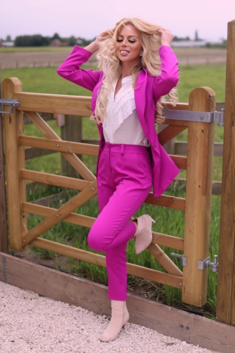 blazer magenta