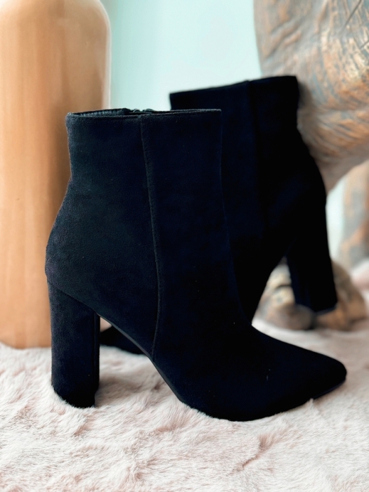 Heels Black 