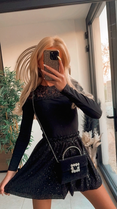 Skirt black pallettes