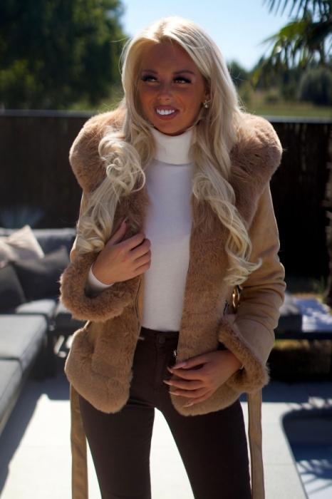 Jas met kap sandcolor 
