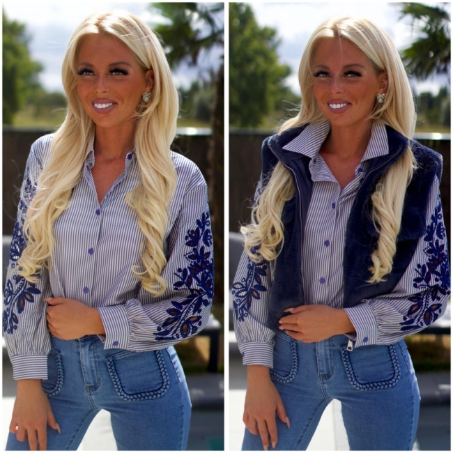 Blouse bleu broderie 