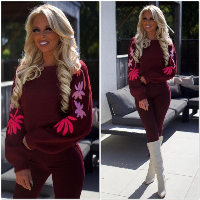 Pull Bordeaux bloemen mouw 