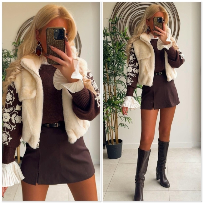 Pull bruin bloemen wit 