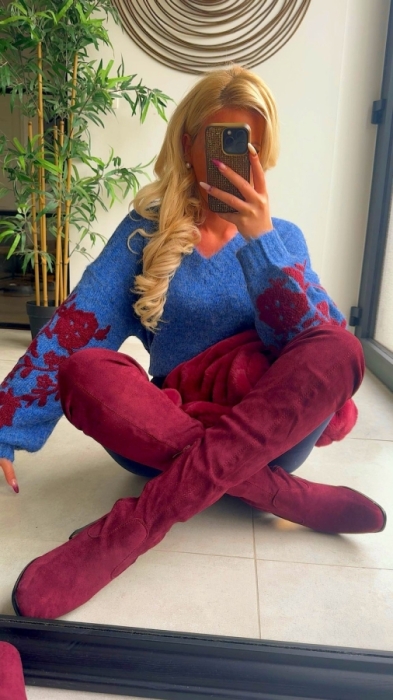 Pull bleu broderie Bordeaux 