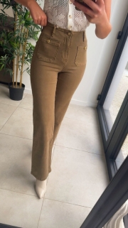 Broek taupe zakjes button 