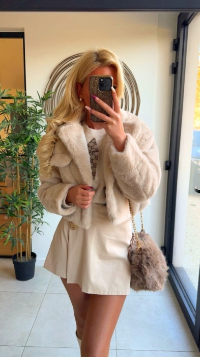 Skirt short crème button