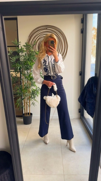 Blouse blanc broderie bleu