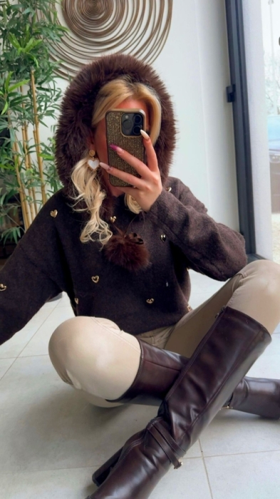 Pull bruin kap hartjes gold 