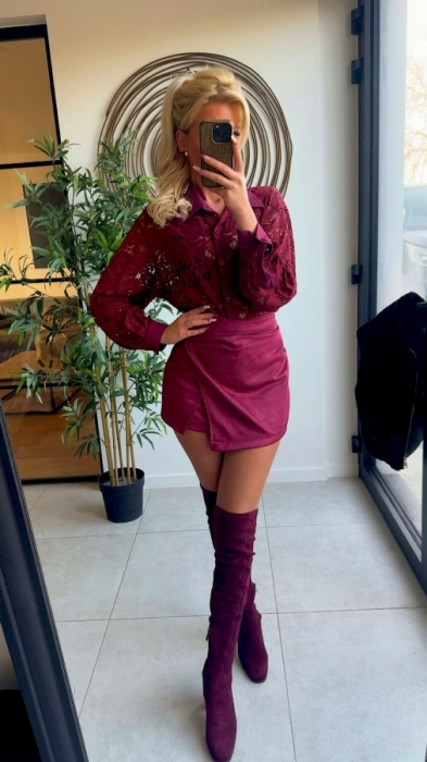 Blouse Bordeaux dentaill 