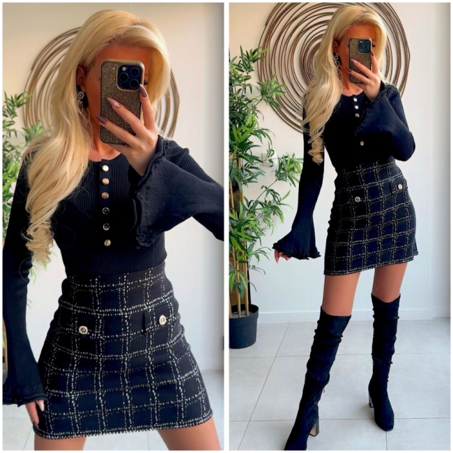 Pull noir buttons 