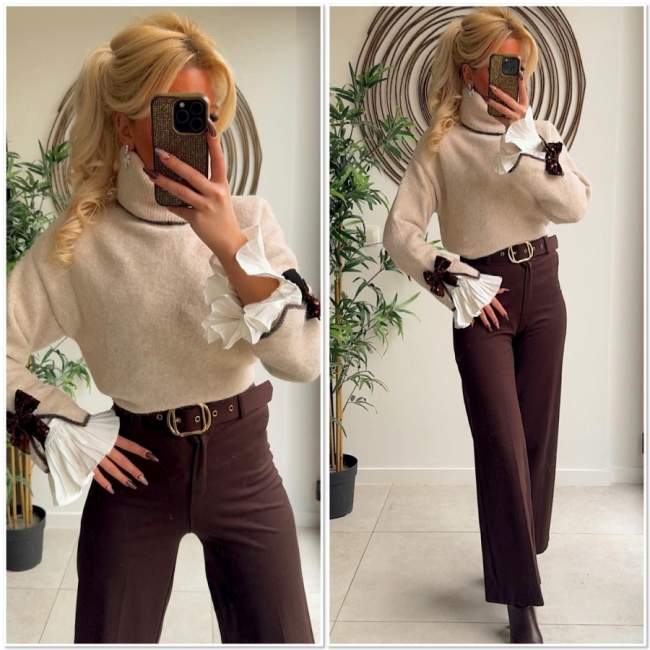 Pull koll beige strikjes mouw 