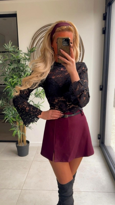 Top blouse short black