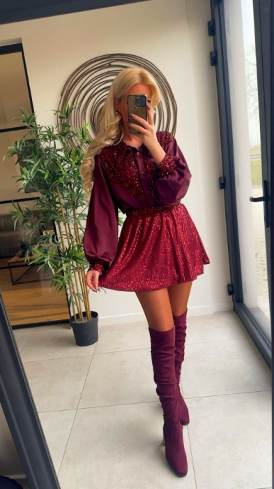 Blouse Bordeaux satin paillet 