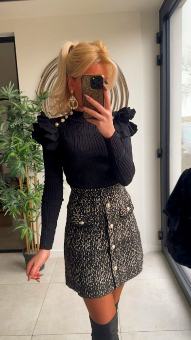 Skirt black beige buttons 