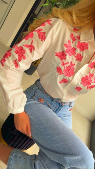 Blouse blanc broderie pink