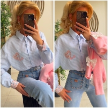 Bloes blauw afwerking pink bloemen 