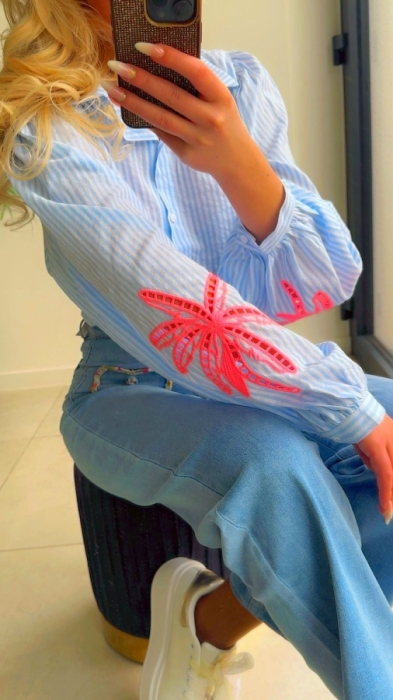 Bloes blauw broderie pink 