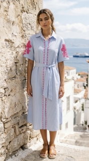 Hemdkleed lang blauw fushia broderie 