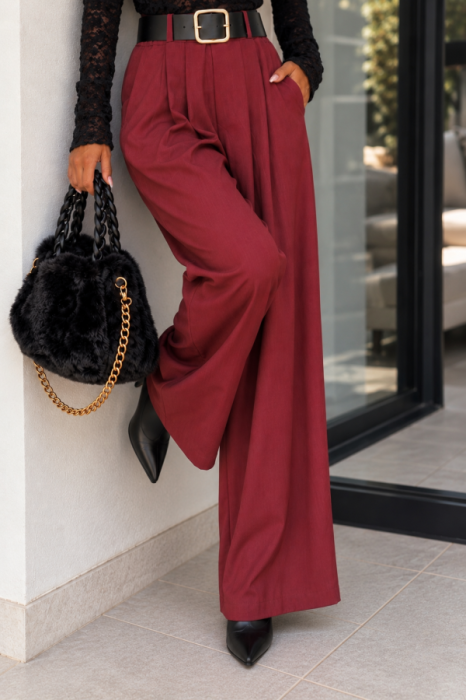 Broek wijd classic bordeaux met riem