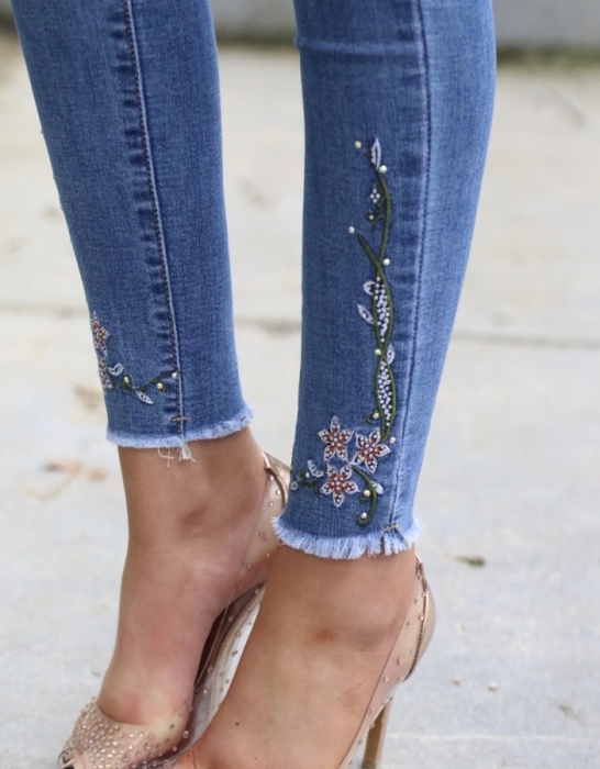 jeans fleur strass