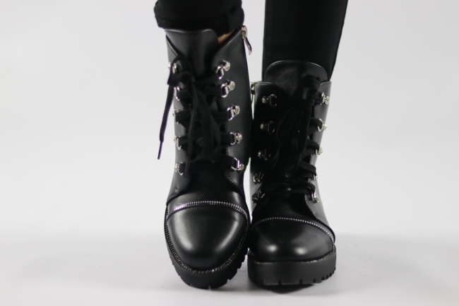 boots mat stras