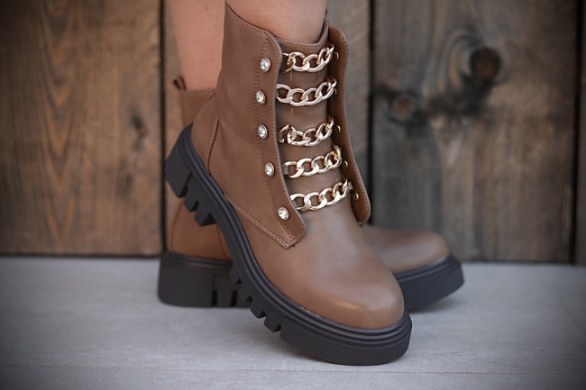 Boots taupe / ketting / strass